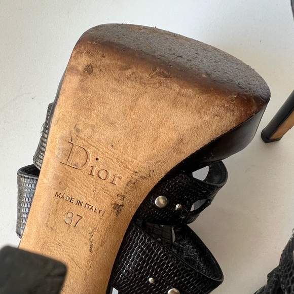 Christian Dior Heigh Heels with studs details - Picture 3 of 3